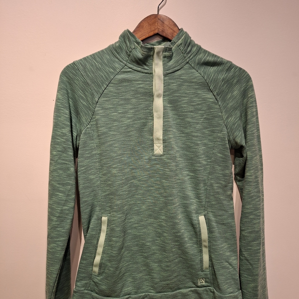 Avalanche Women's Green Quarter-Zip Sweater, Mediun